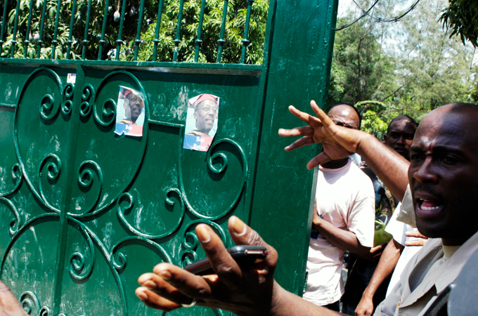 Haiti guy supporting Aristide