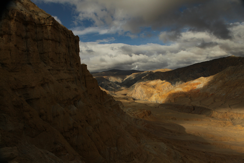 Al Jazeera Correspondent - Mustang
