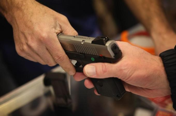 U.S. Gun Sales Reach Record Levels In 2012