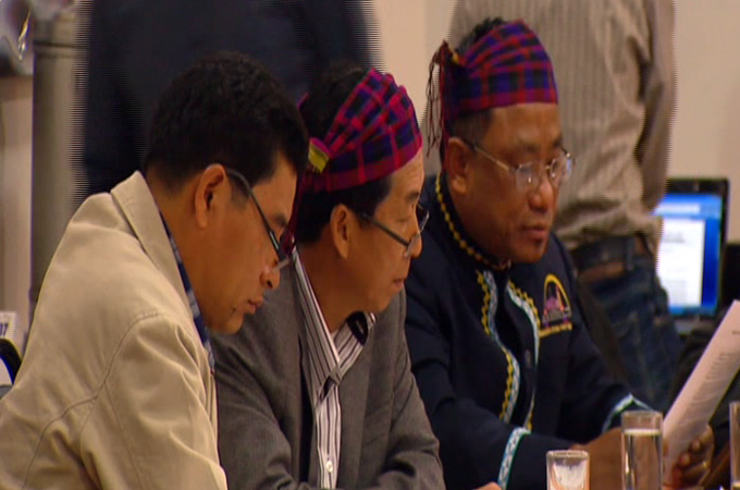 Kachin separatist leaders in Myanmar say government forces are continuing to push towards their strongholds near the border with China.