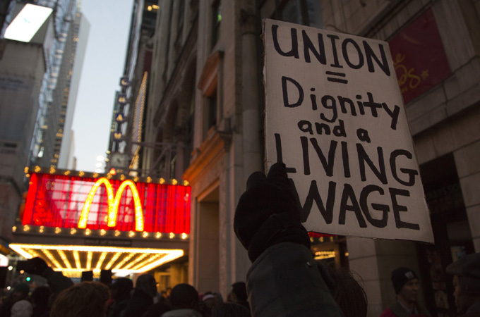 Inside Story Americas - US guest workers: A captive workforce?