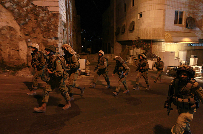 Israel Hebron soldier peace talks