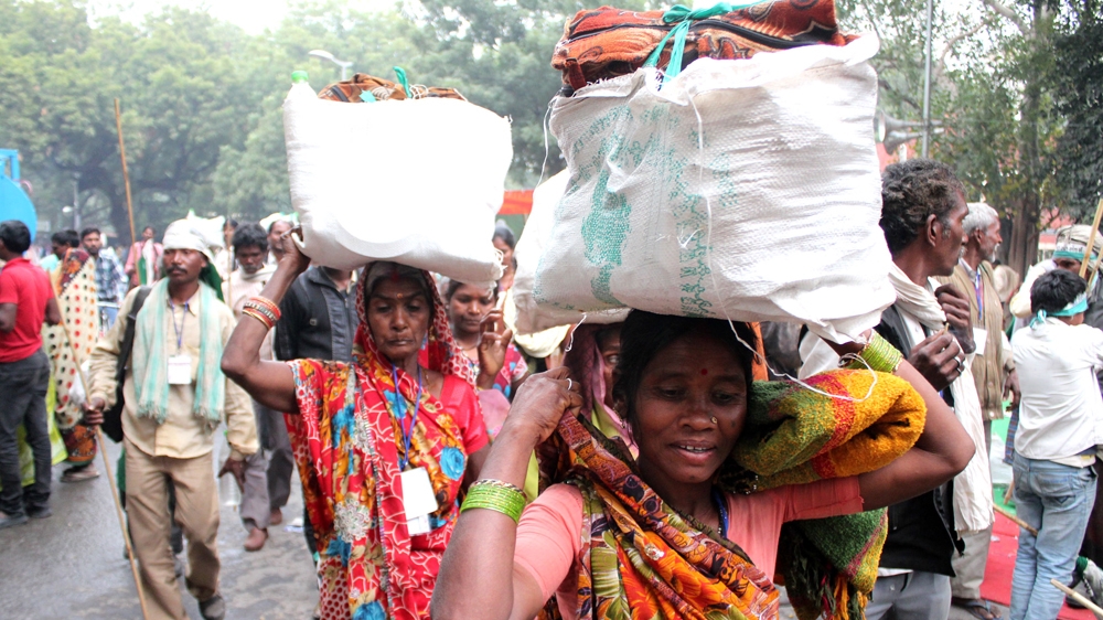 The majority of displaced farmers continue to wait for compensation [Showkat Shafi/Al Jazeera]