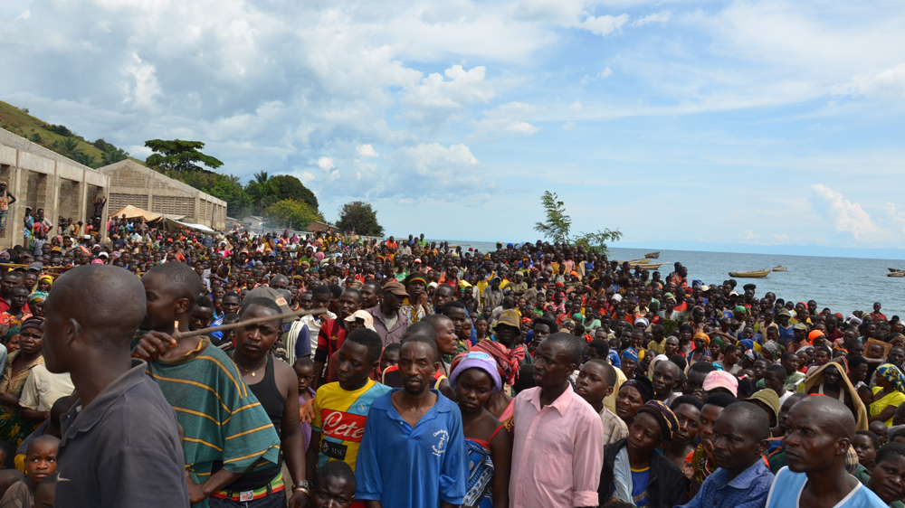  With the rising number of refugees arriving in Kagunga, the living conditions have become dire [UNHCR/ T Winston Monboe]