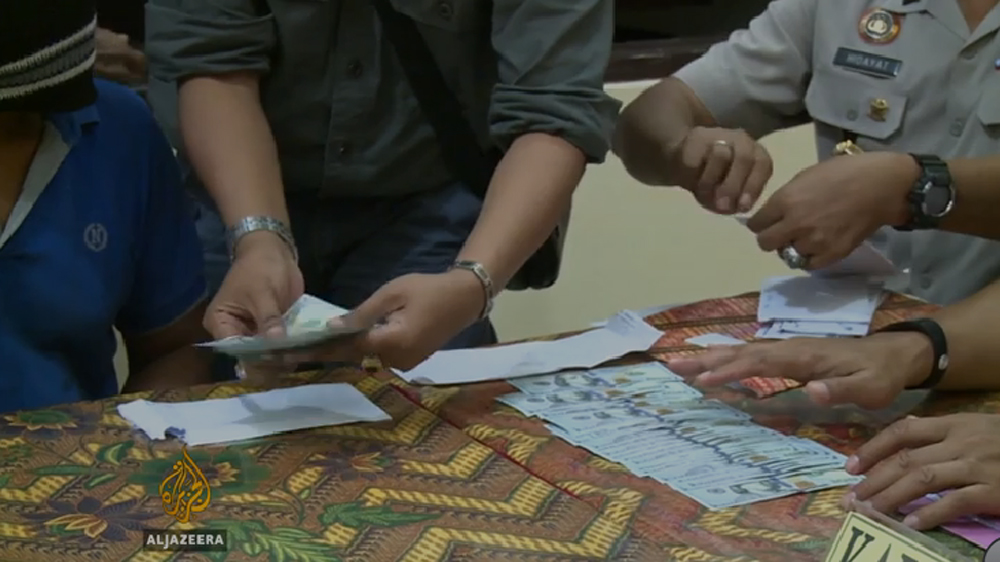 Australia migrant spat