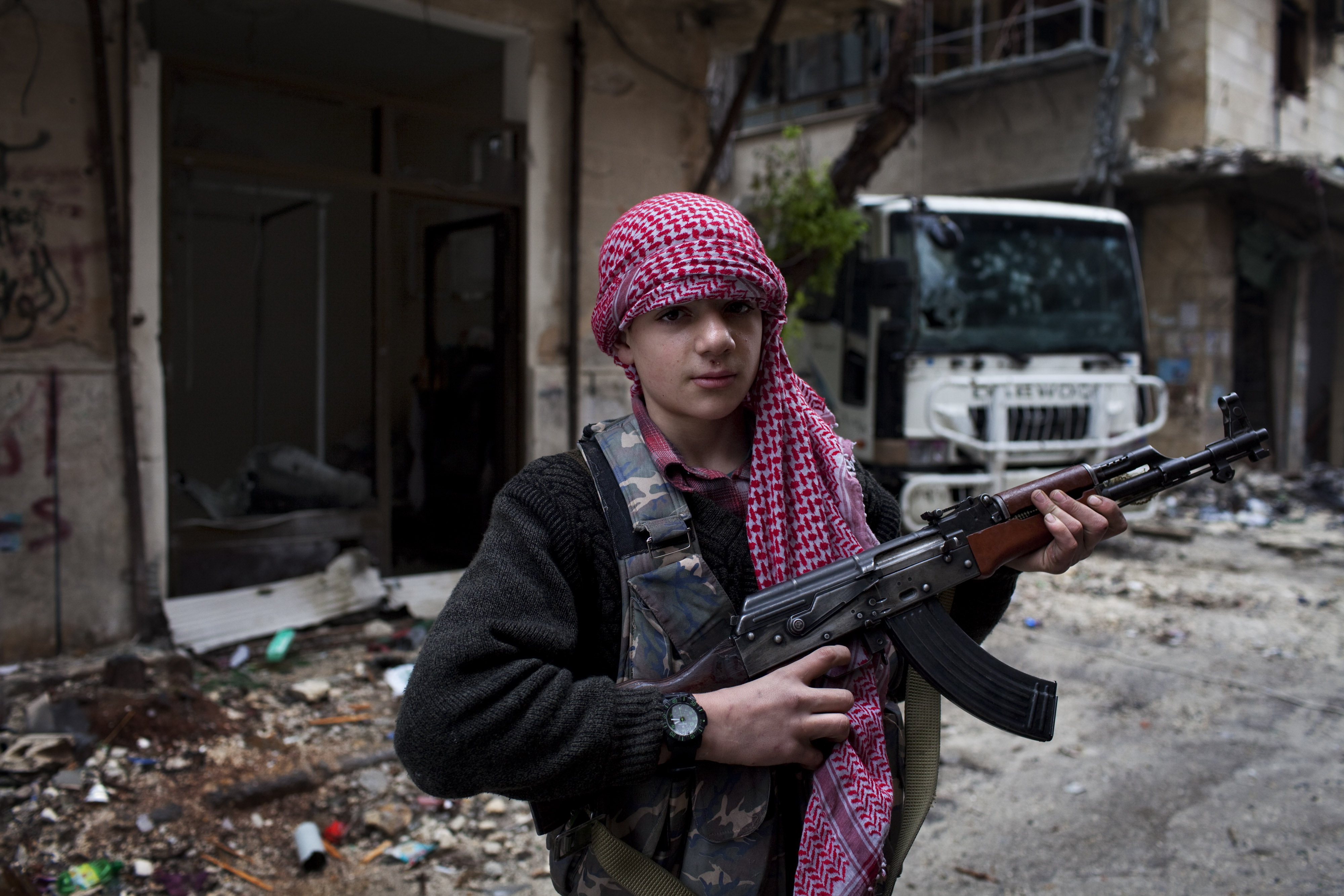 Please do not use - Syria''s school of war - Photo 6