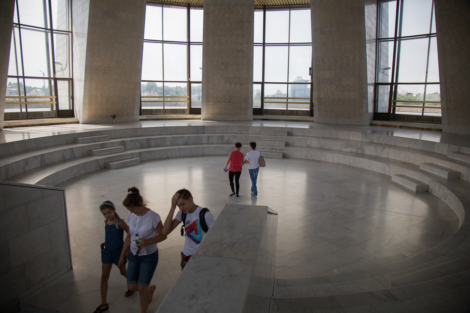 John Wendle Ukrain/DO NOT USE/ RESTRICTED