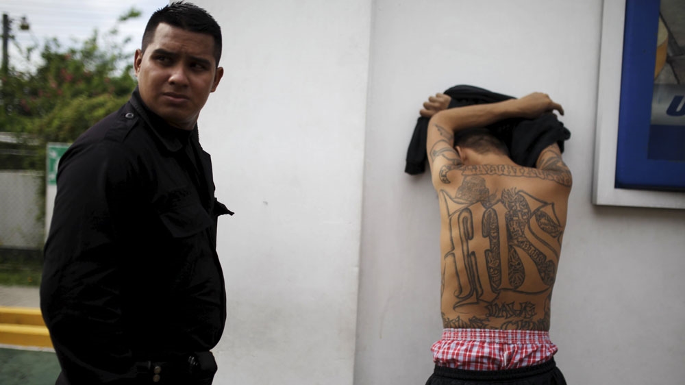 EL SALVADOR GANG