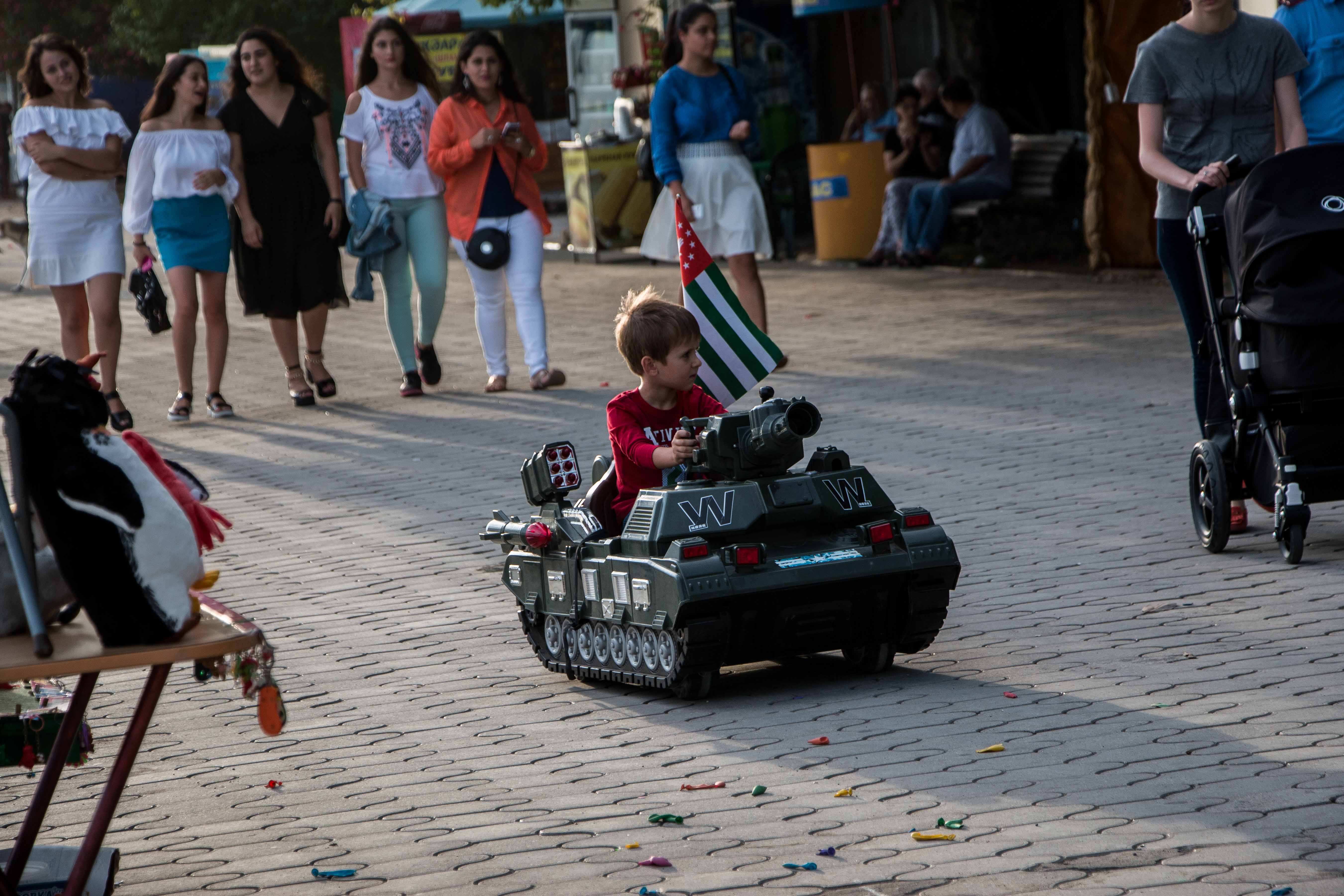 Ashley Hamer / DO NOT USE/ RESTRICTED