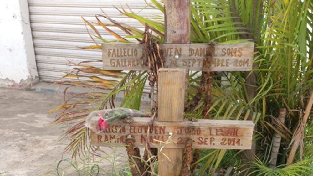 Mexico memorial for students
