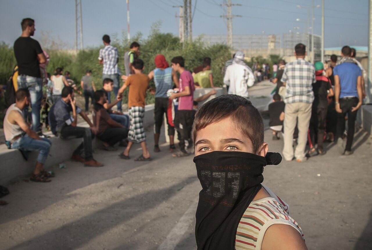 Gaza Photo [Ezz Zanoun/Al Jazeera]