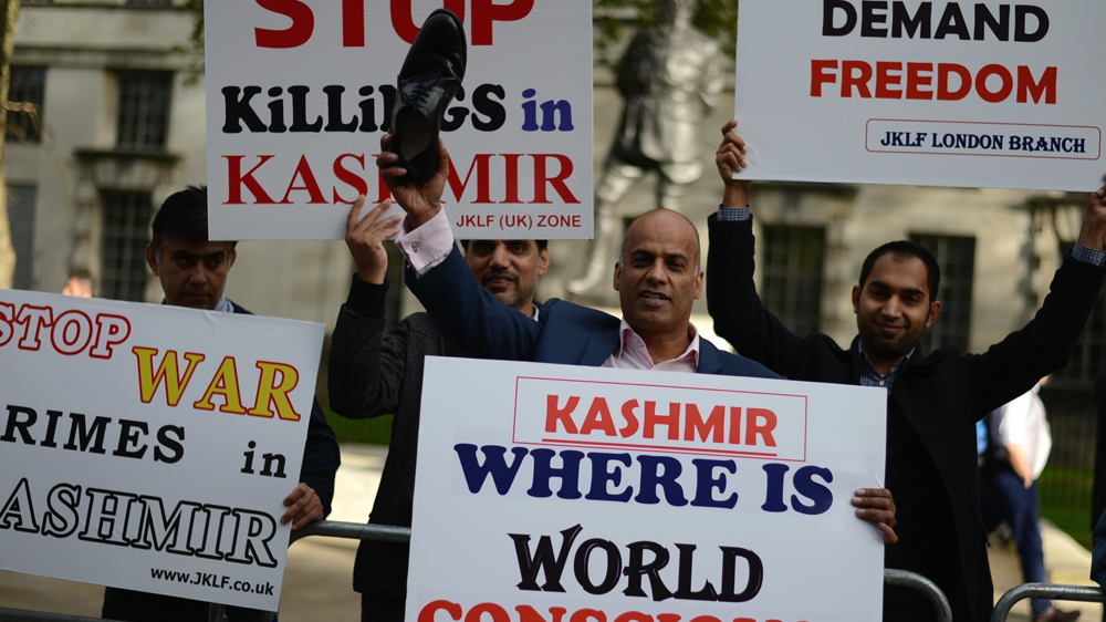 Protesters demonstrate against Modi opposite Downing Street [Lydia Noon/Al Jazeera]