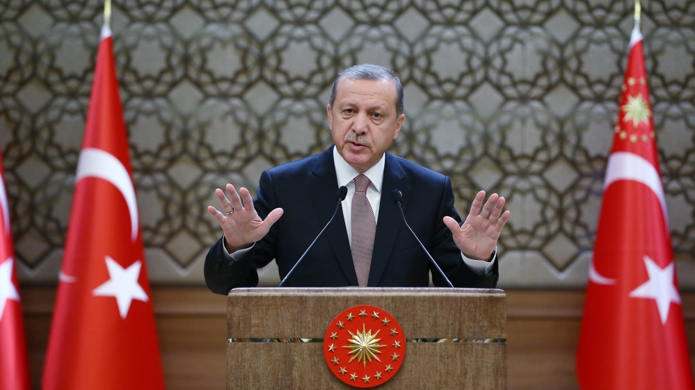 Turkish President Erdogan meets with local administrators