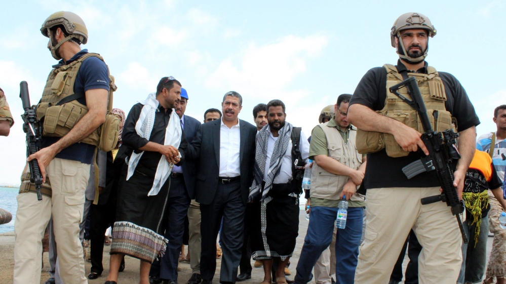 Yemeni Prime Minister Bahah in the Aden harbor