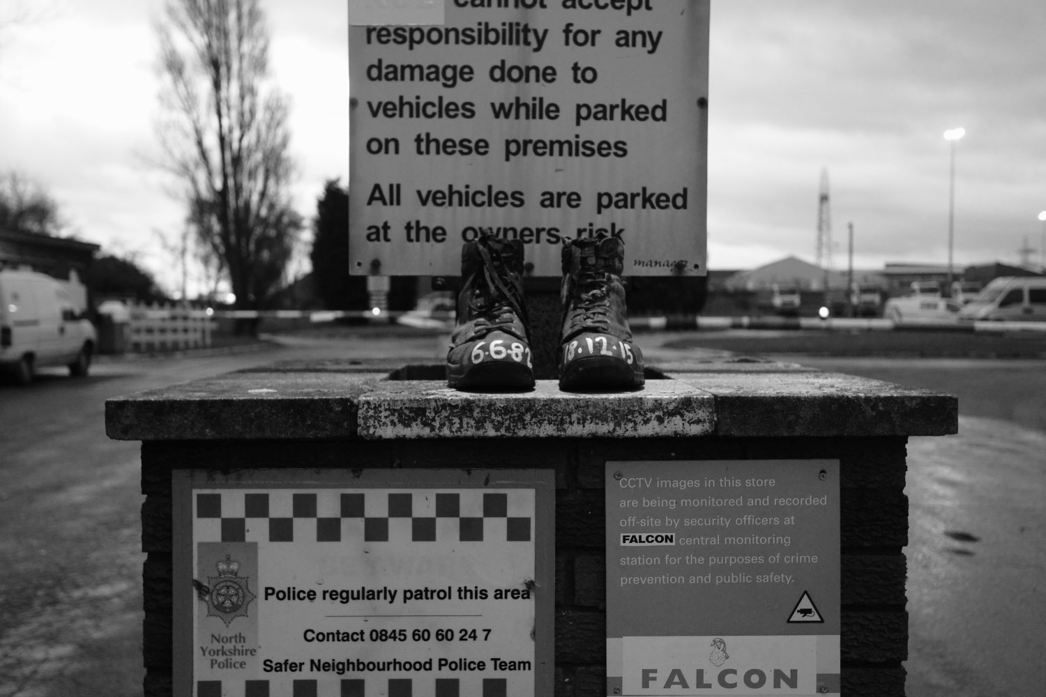 Please Do Not Use/Lights go out on the British coal mining