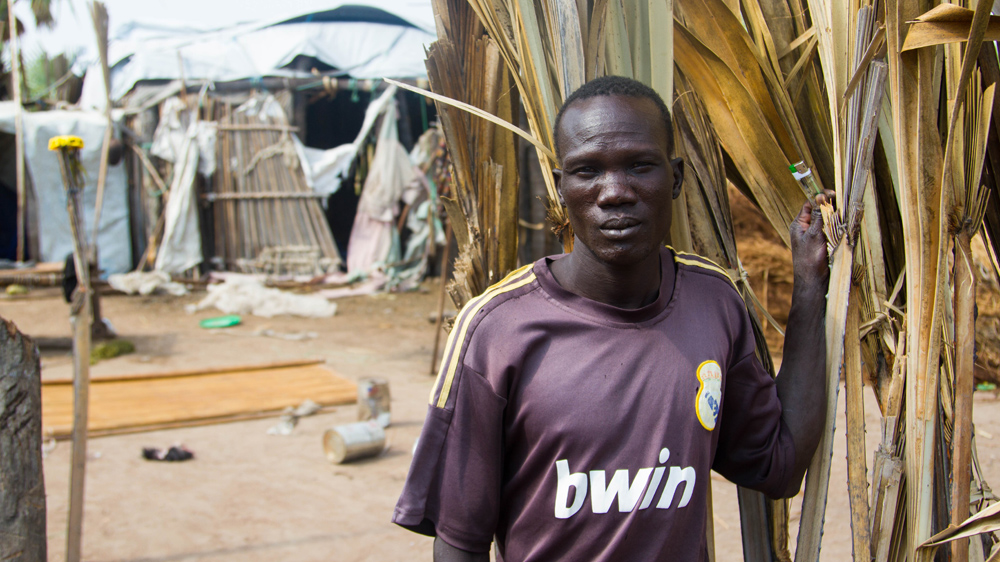 
James Gul fled his home in Unity State to seek refuge in the islands of Sudd but has no food [Caitlin McGee/Al Jazeera] 