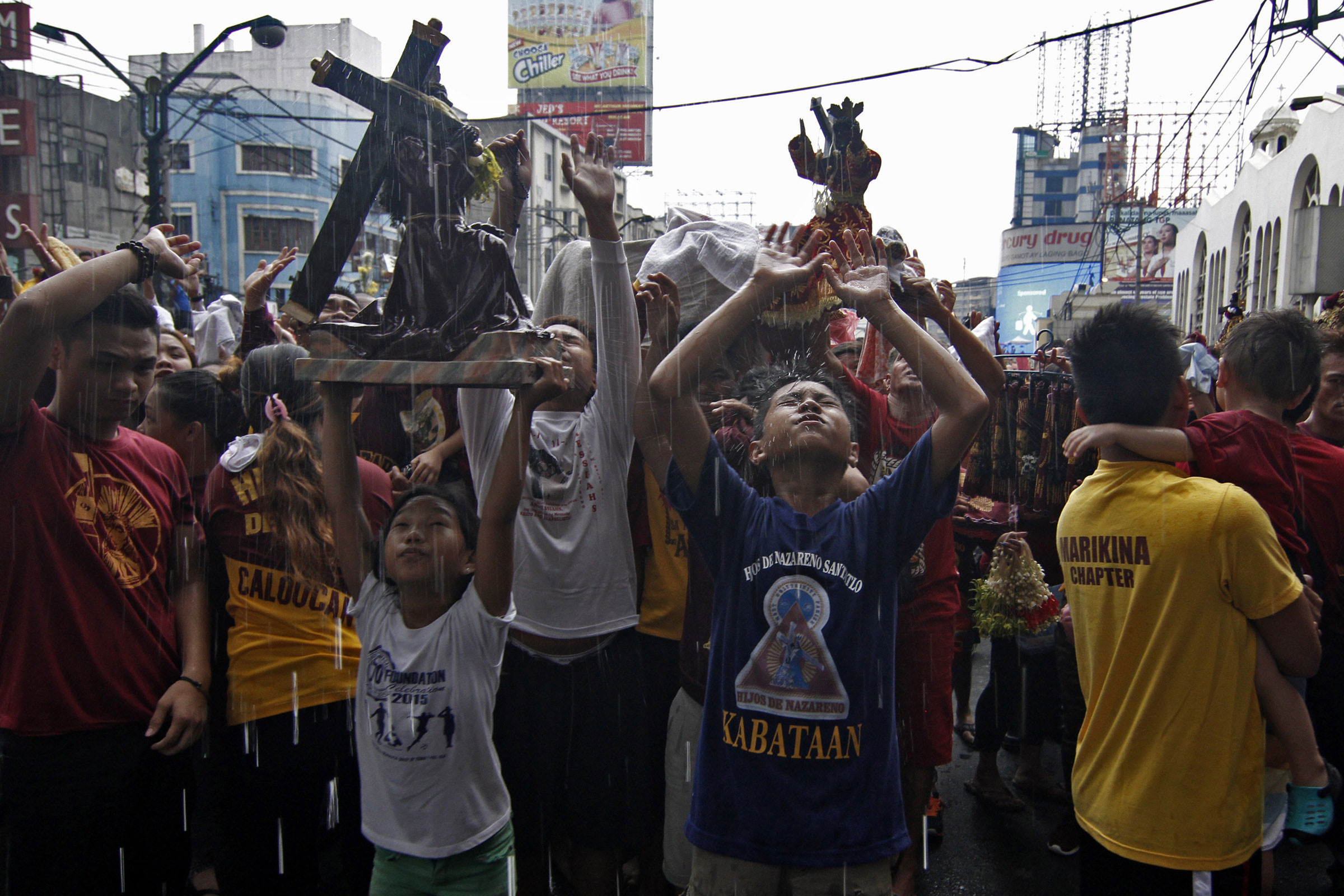 Millions Join "Traslacion 2016" in Manila/Please Do Not Use