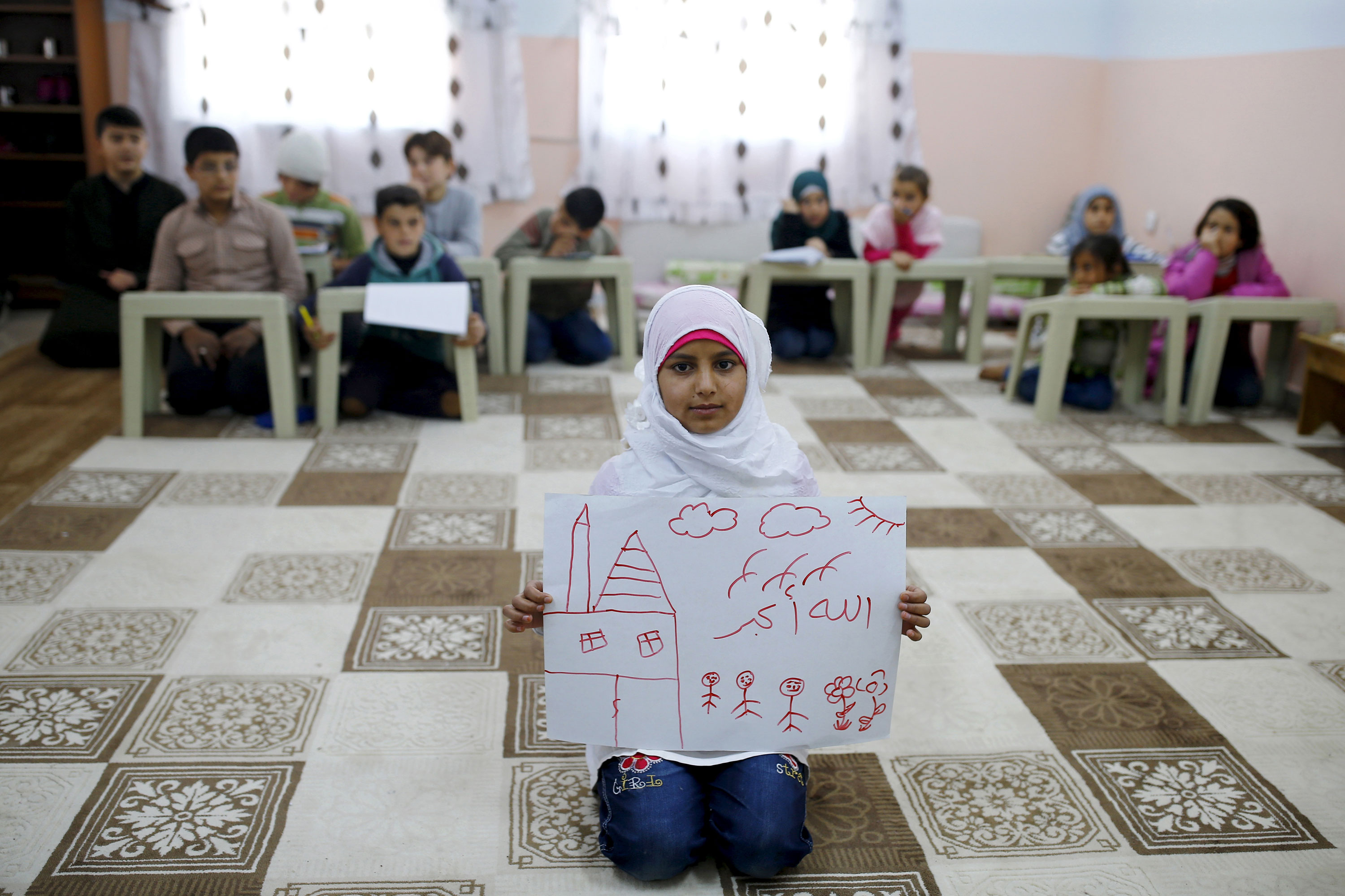 Young Syrians dream of home