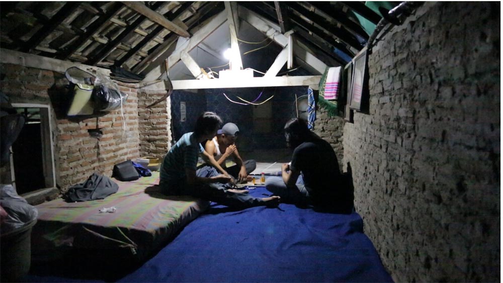 Indonesia's drug war has forced narcotic use underground, but many meth addicts still abuse drugs in crack dens [Tim Deagle/AL Jazeera]