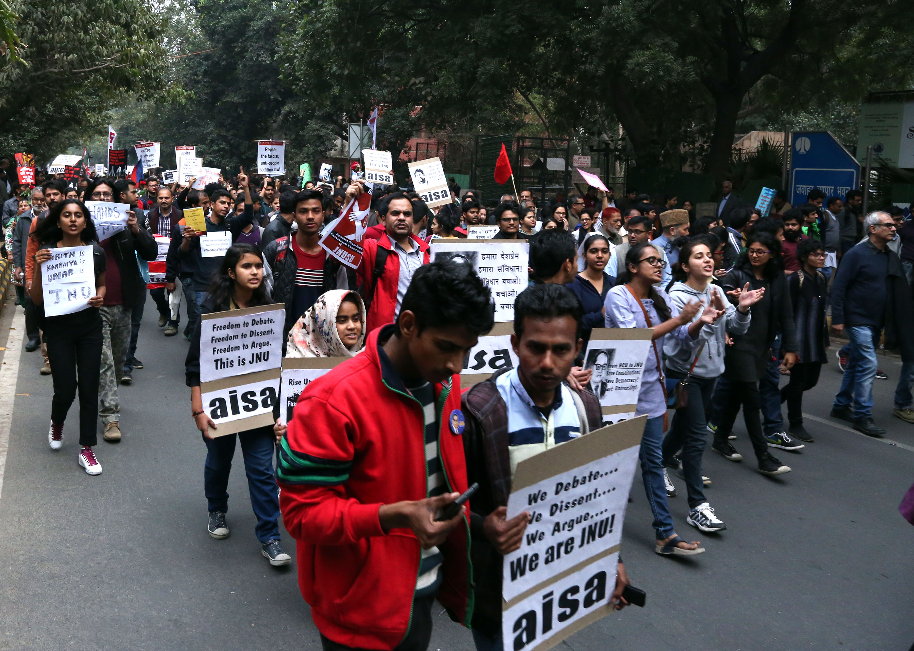 Protest In India [Showkat Shafi/Al Jazeera]