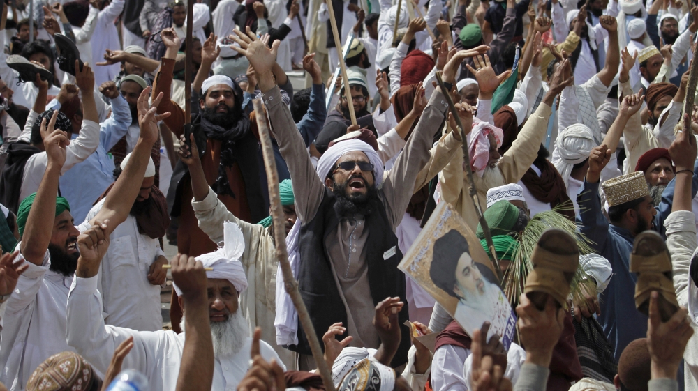 Pakistan demonstrators