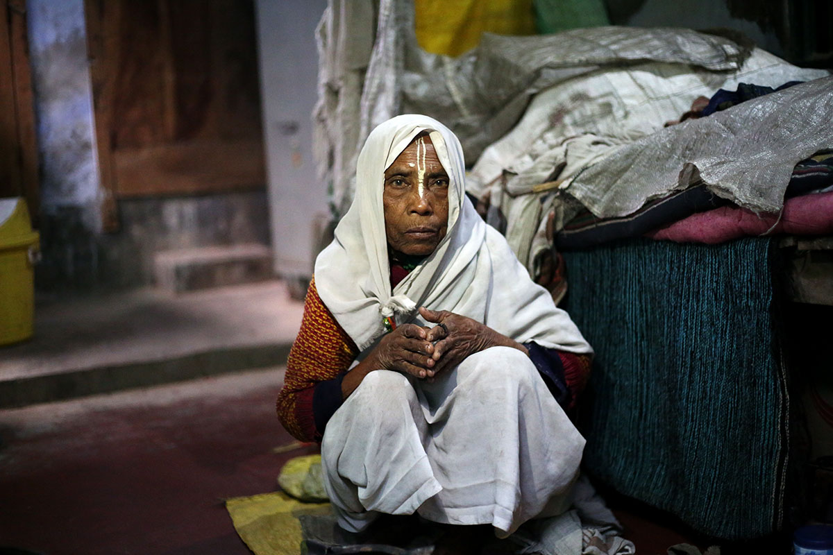 Indian Abandoned Widows [Showkat Shafi/ Al Jazeera]