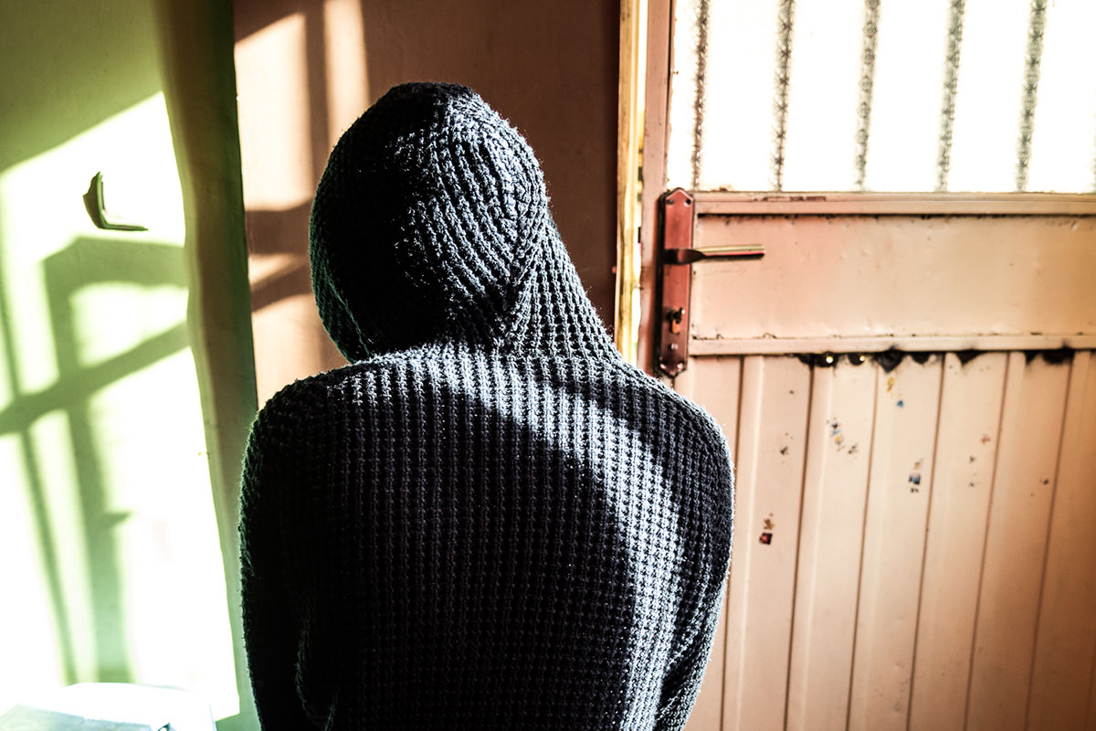 Waiting for the sea/ Please Do Not Use