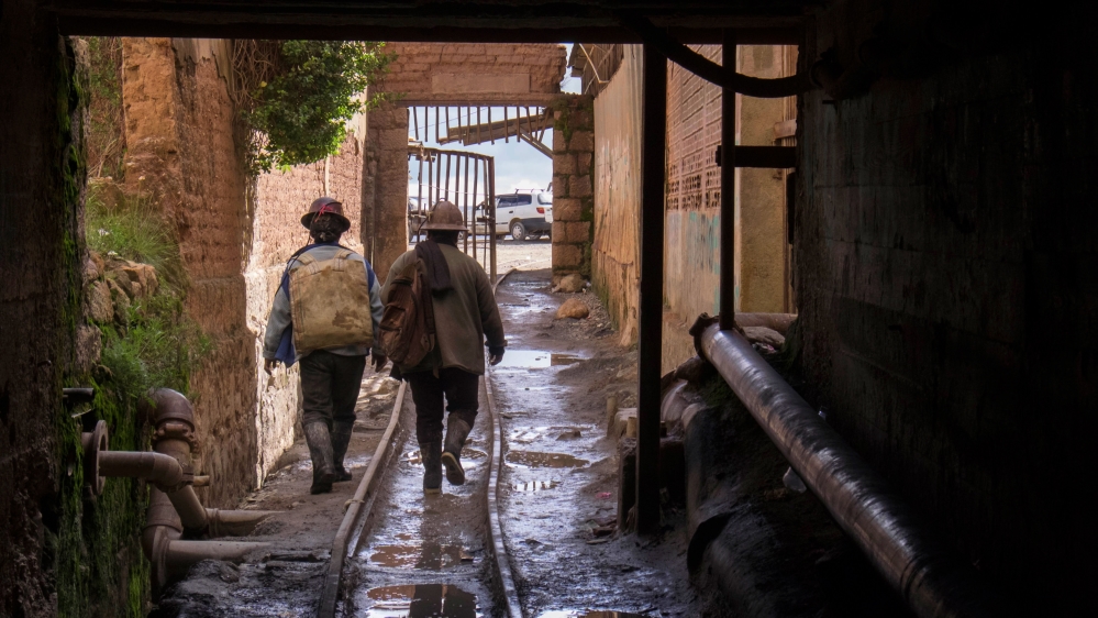 The women say mining is exhausting, but it gives them financial independence [Eline van Nes/Al Jazeera]