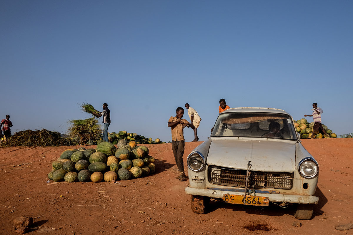 Current Life on the Niger River/ Please Do Not Use