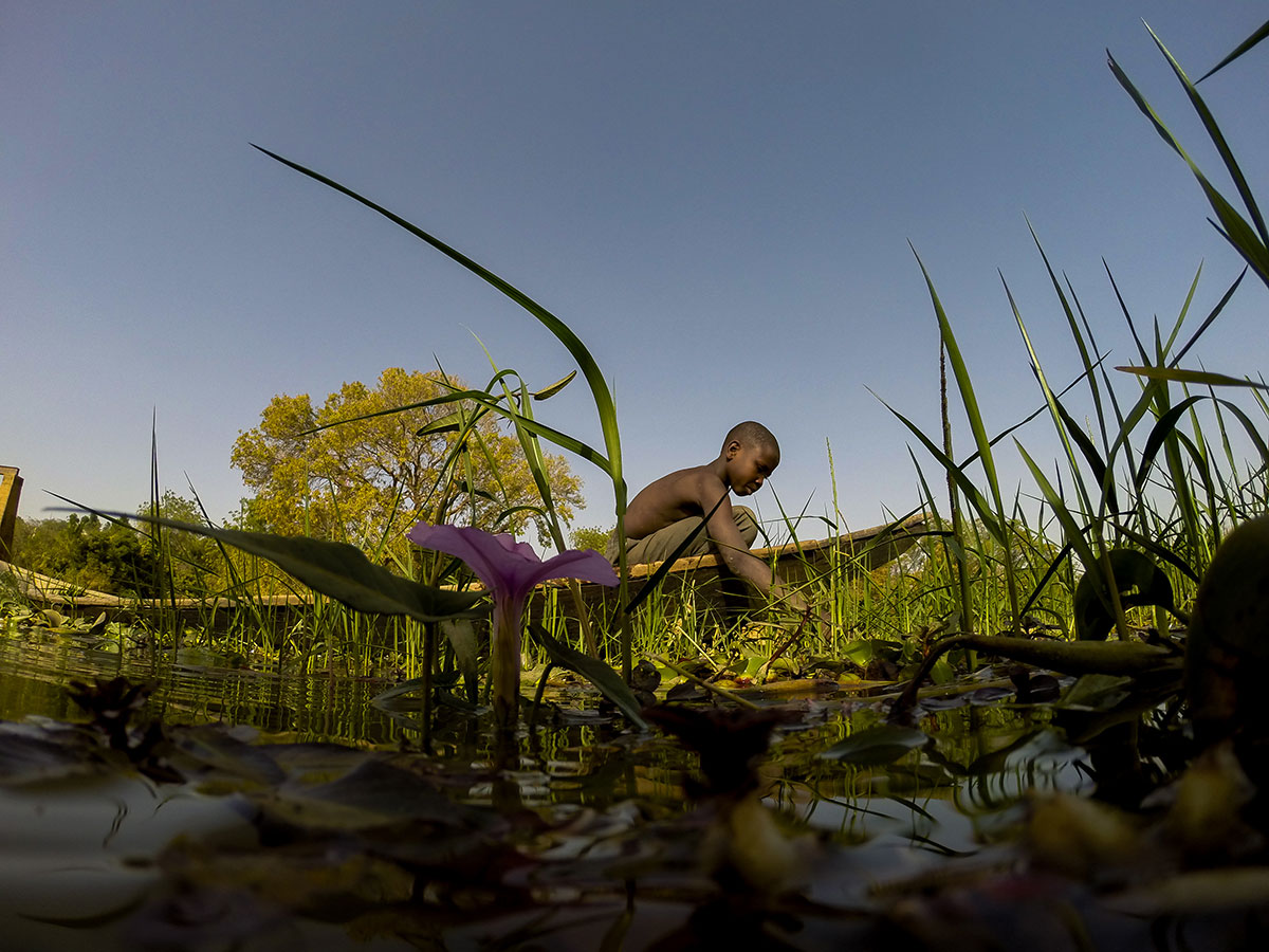 Current Life on the Niger River/ Please Do Not Use