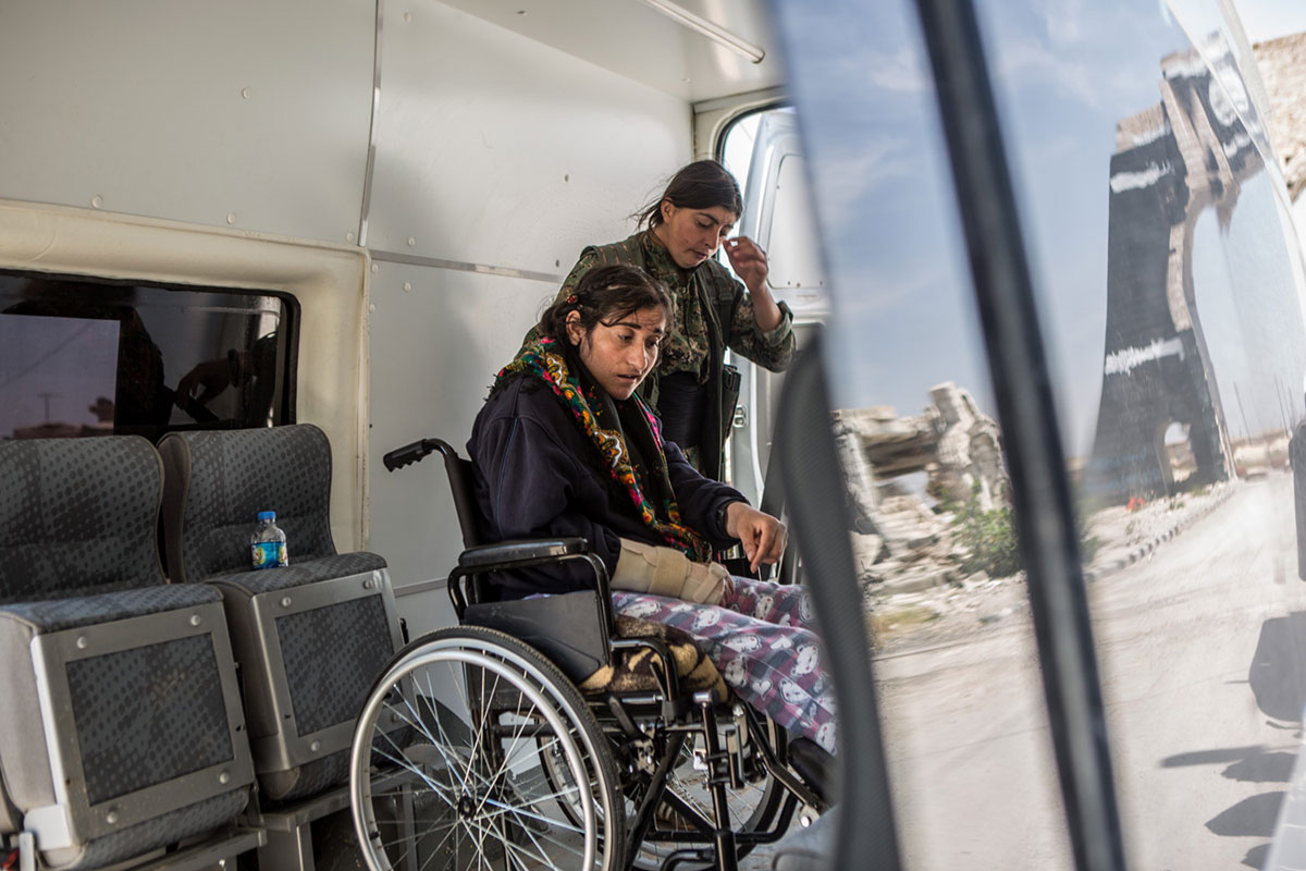 YPJ women kurdish fighters/Please Do Not Use