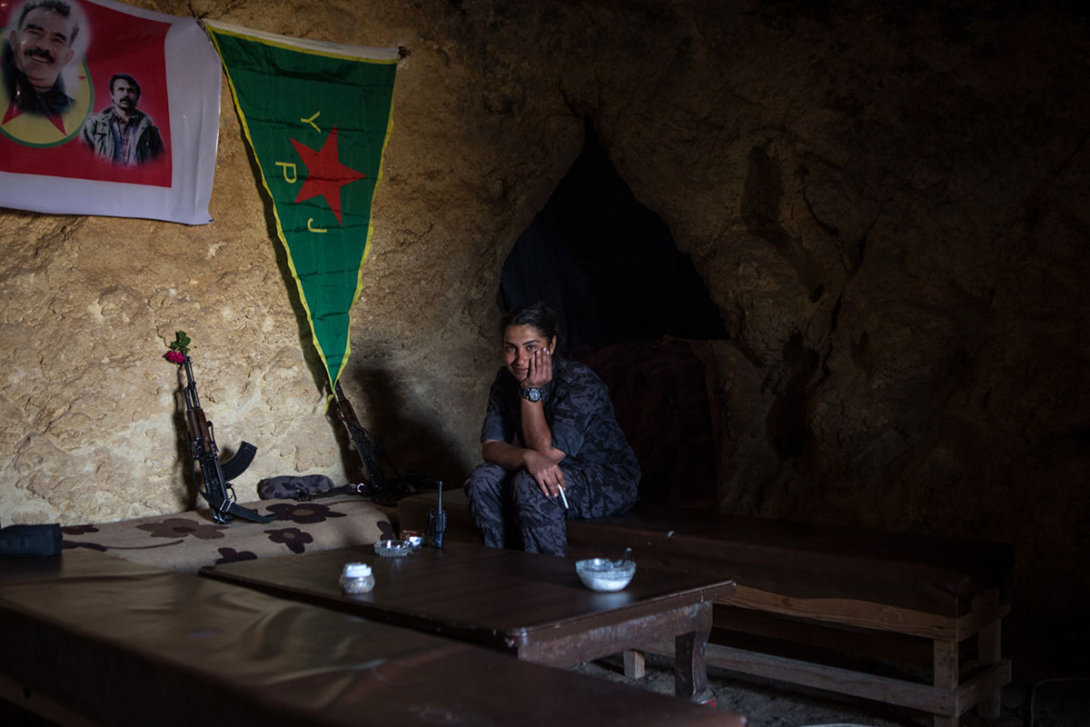 YPJ women kurdish fighters/Please Do Not Use