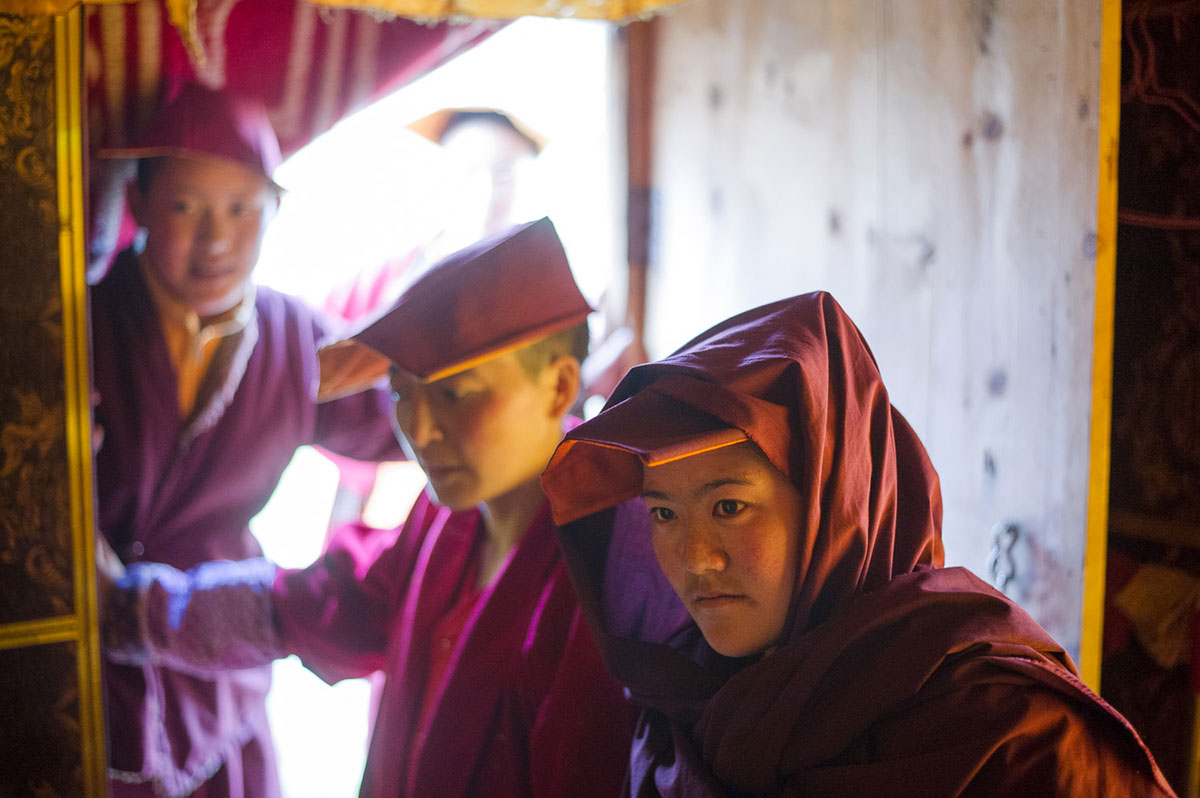 Tagong: On the Road to Tibet/ Please Do Not Use