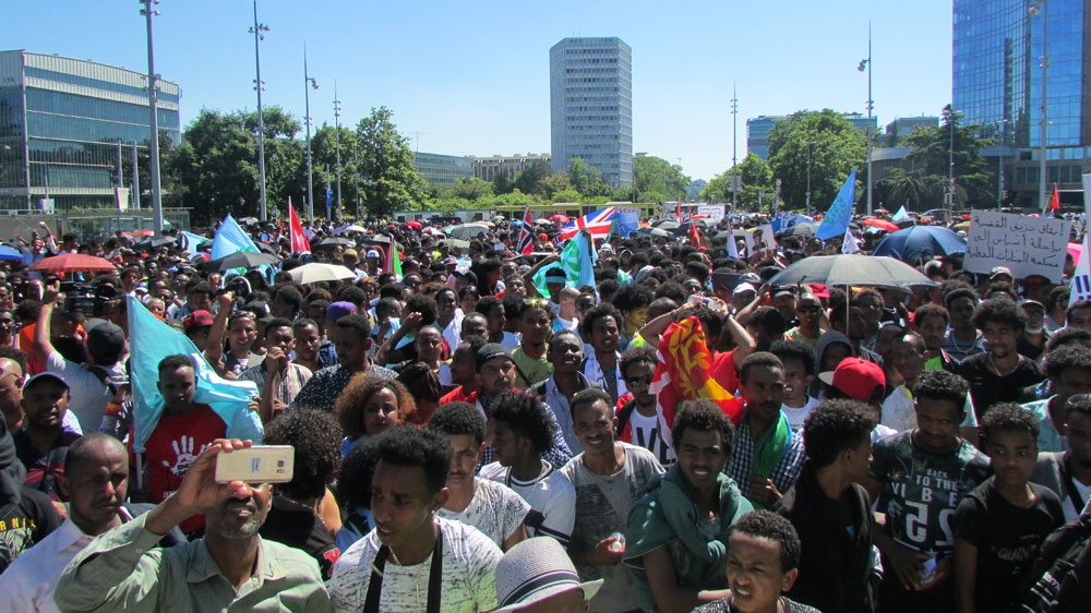 DON''T USE THIS PIC Eritreans protest in Geneva