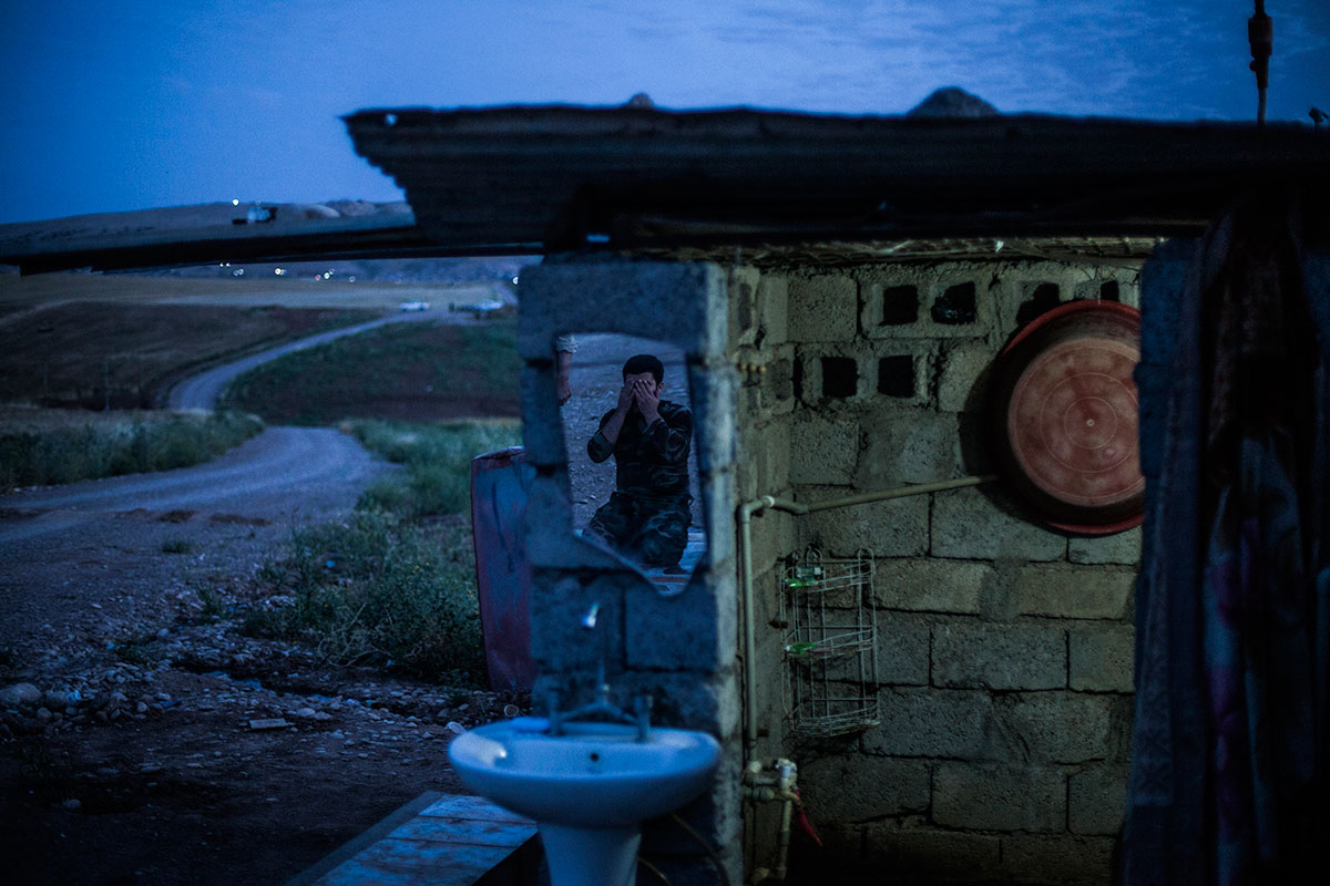 live in the frontline/Please Do Not Use