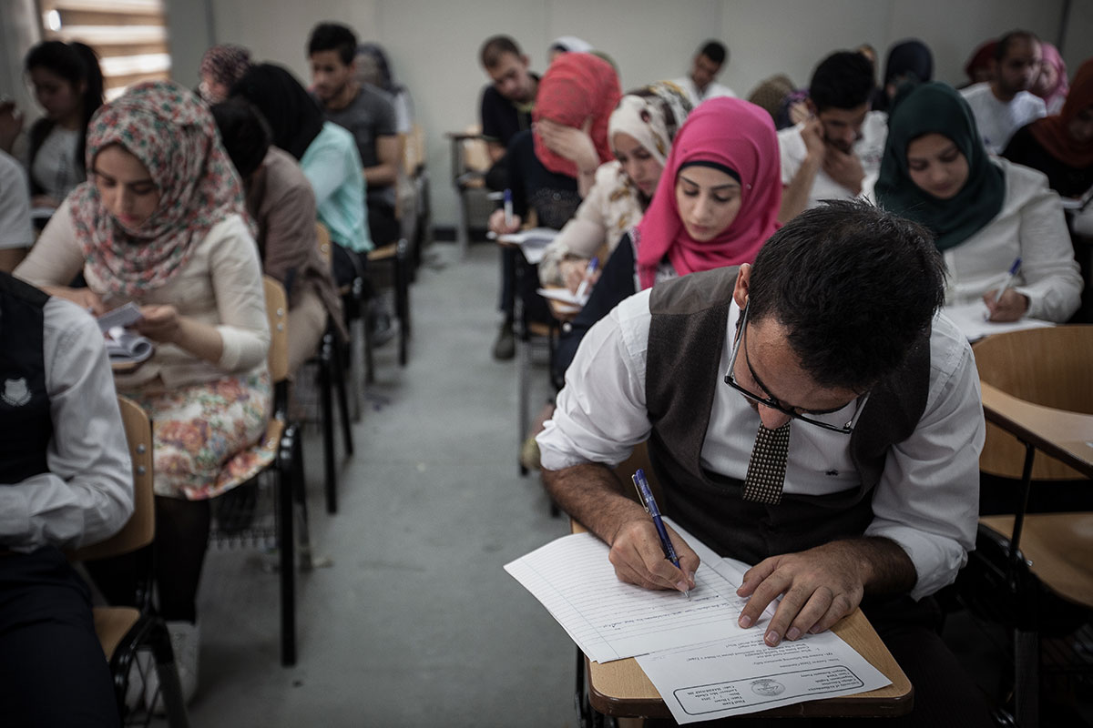 Displaced Iraqi students/Please Do Not Use