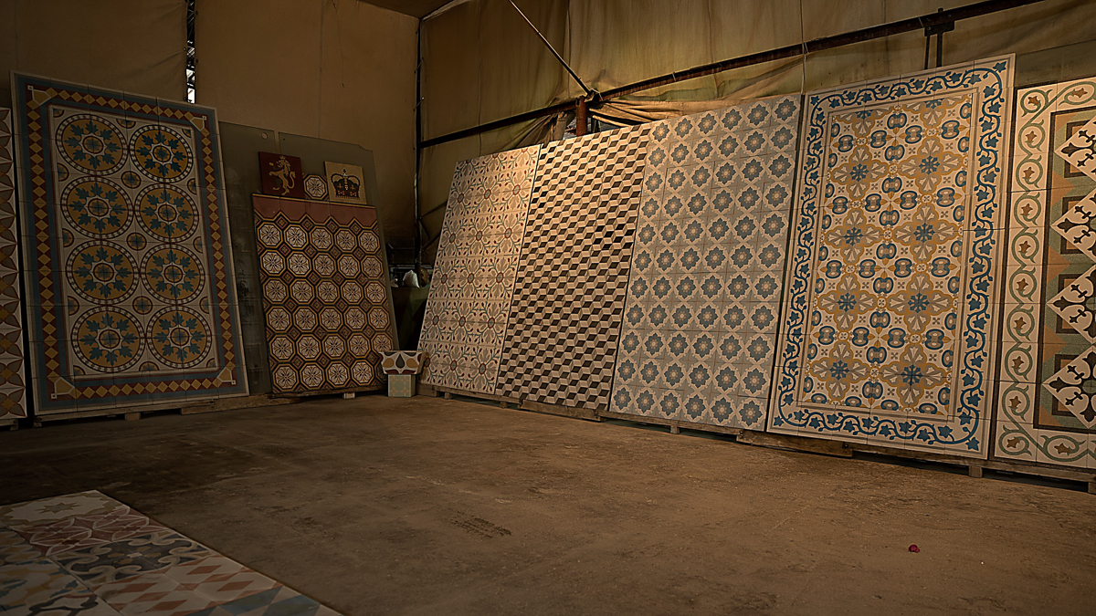 Lebanese tile makets