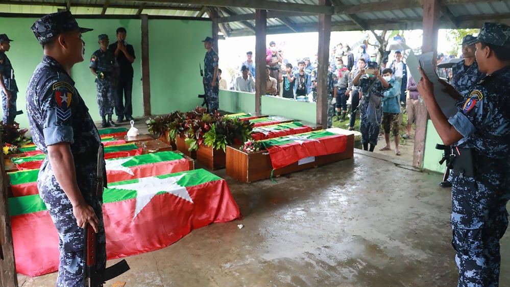 Myanmar's de facto leader Aung San Suu Kyi has appealed for calm [Khine Htoo Mrat/AFP]