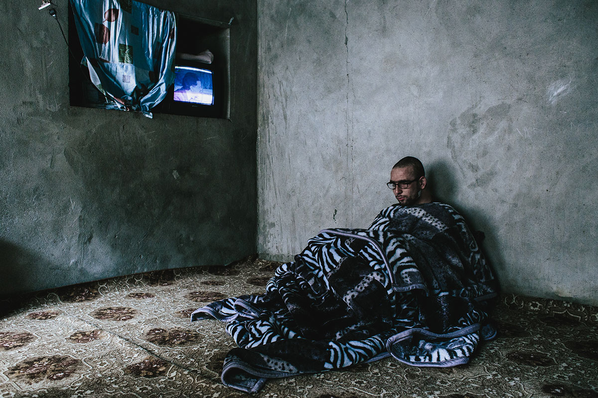 Kashmir Turned blind / Please Do Not Use