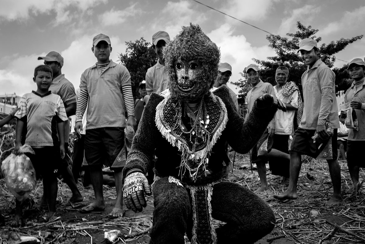Cambodian water Festival / Please Do Not Use