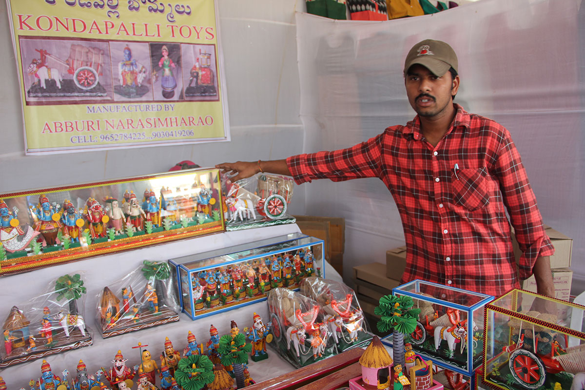 Kondapalli toys / Please Do Not Use