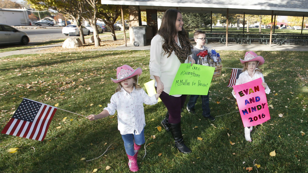 McMullin is holding campaign rallies in towns throughout southern Utah in the days leading up to the polls [George Frey/Getty Images]