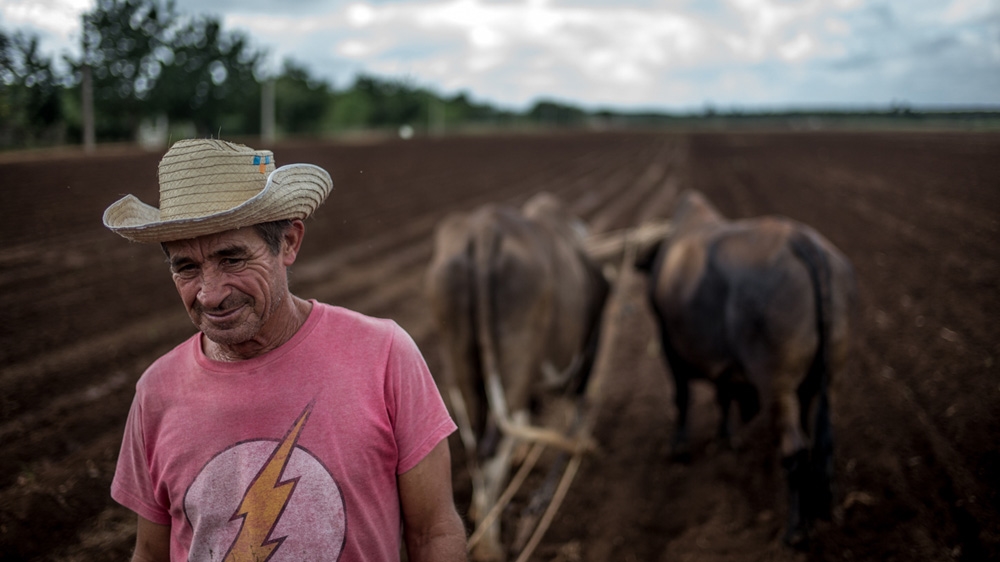 
Carlos Valdes says he considered Fidel Castro to be like a father [Alejandro Cegarra/Al Jazeera]
