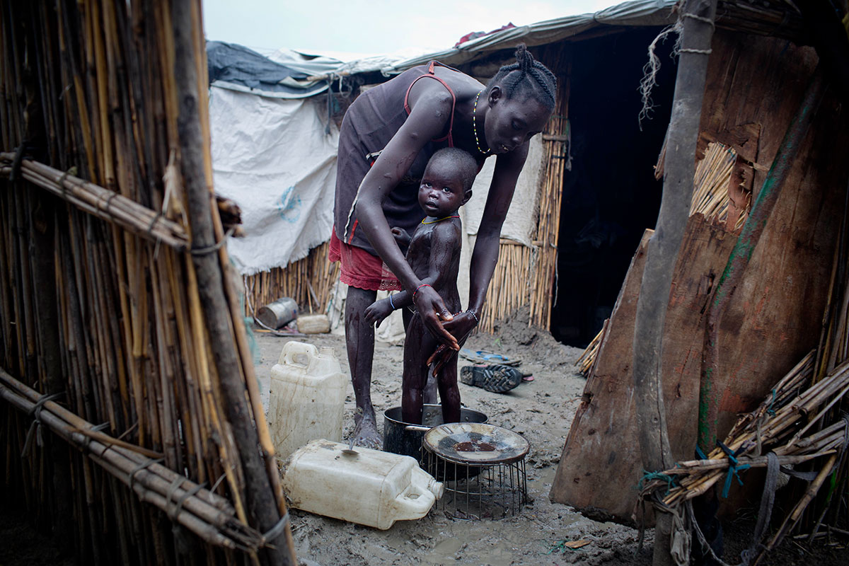 Nowhere to run for the children of South Sudan / Please DO Not Use