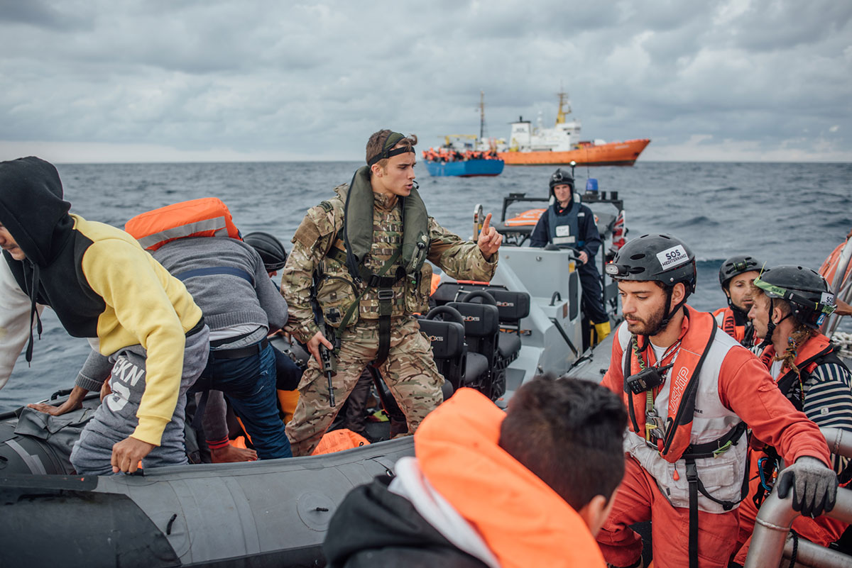 A civic rescue vessel that continues its mission / Please Do Not Use