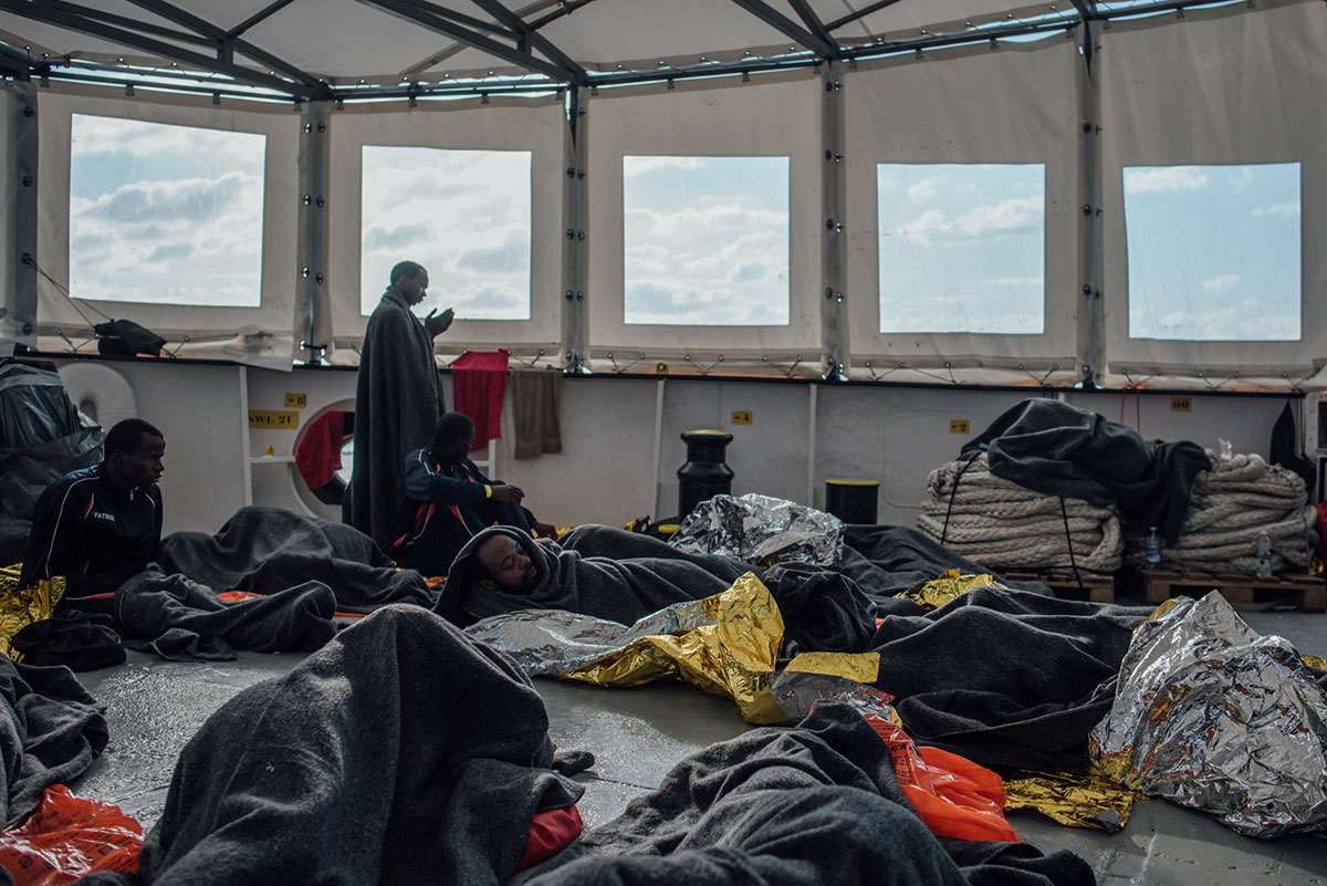 A civic rescue vessel that continues its mission / Please Do Not Use