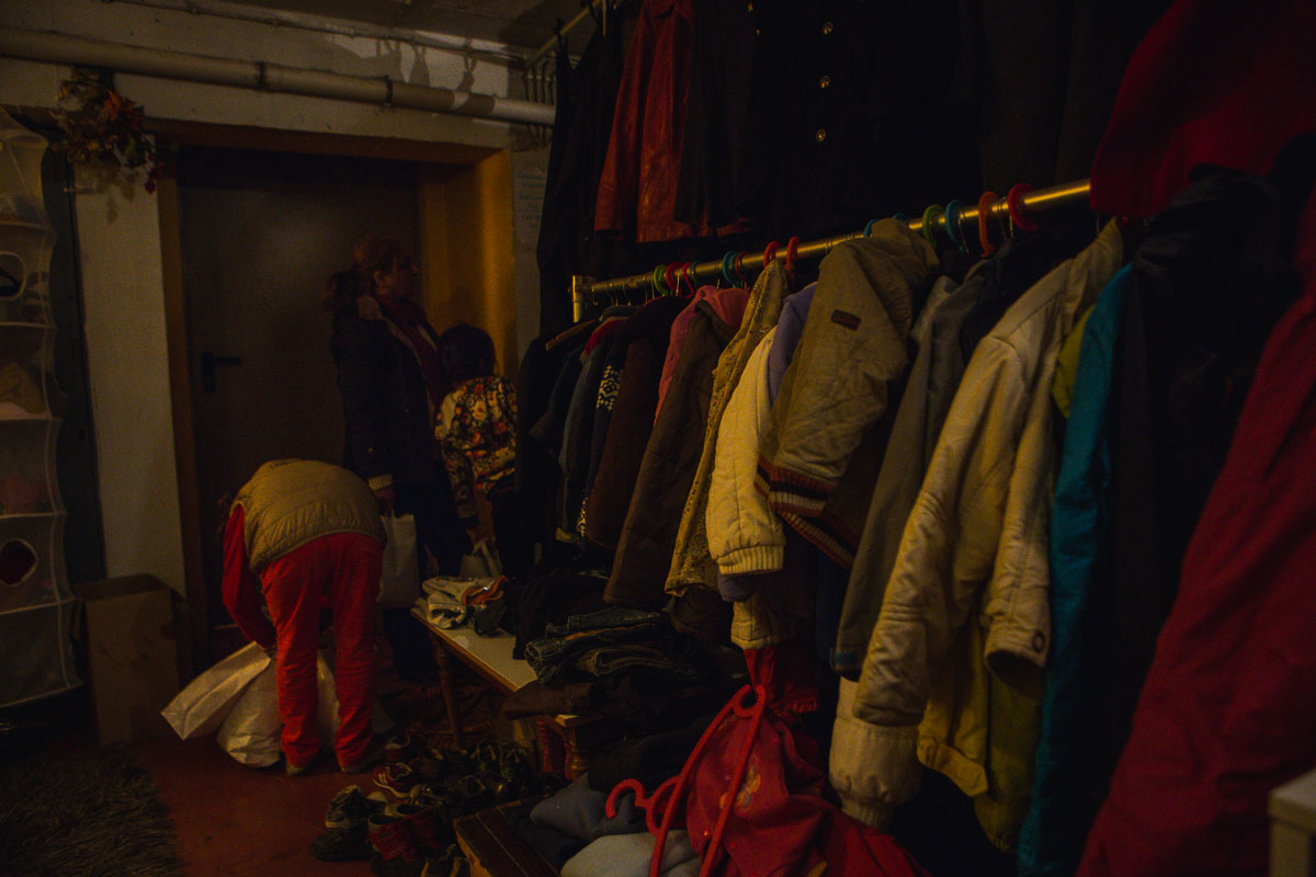 Khora refugee centre - [Nick Paleologos/SOOC/Al Jazeera]