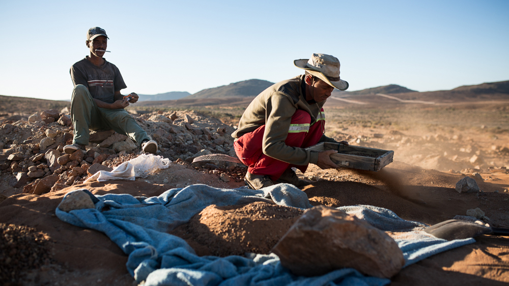 [Shaun Swingler/Al Jazeera ] Illicit mining