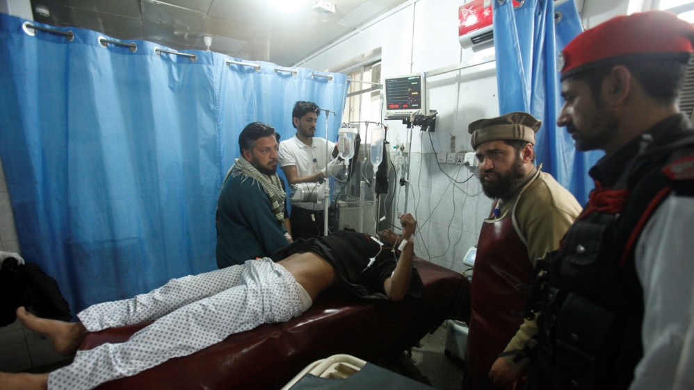 A man injured during a suicide attack in Mohmand Agency recieves treatment after he was brought to the Lady Reading hospital in Peshawar