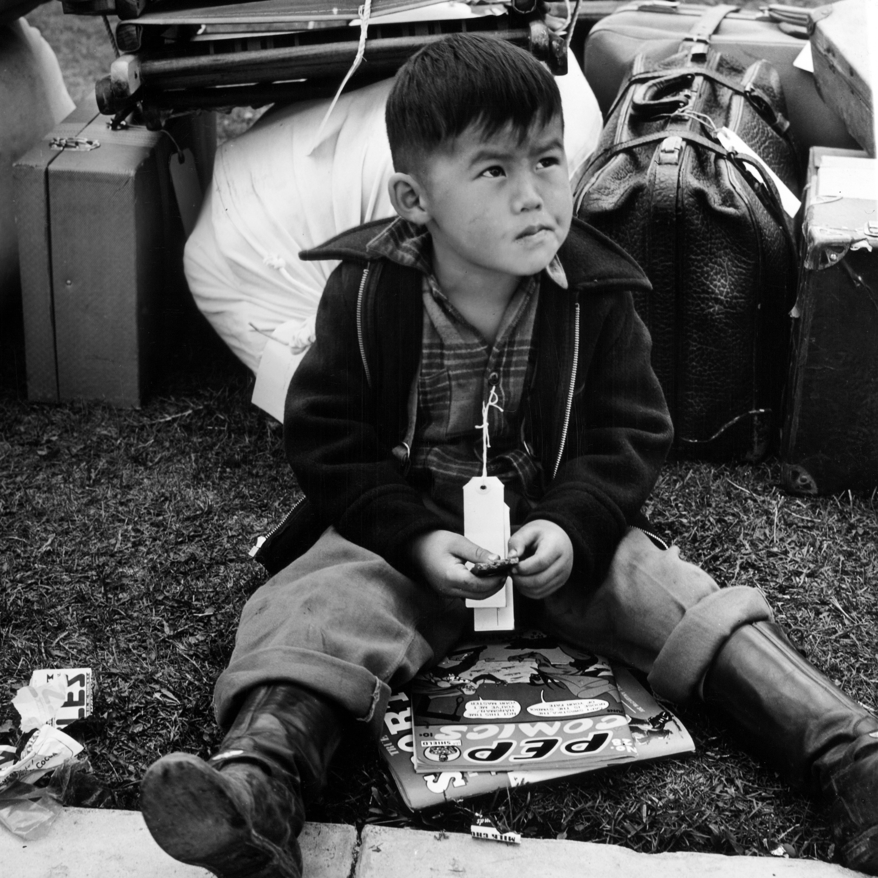 
Tagged for evacution, Salinas California, 1942. [Rusell Lee/ Photograph Collection, Library of Congress/Creative Commons] 